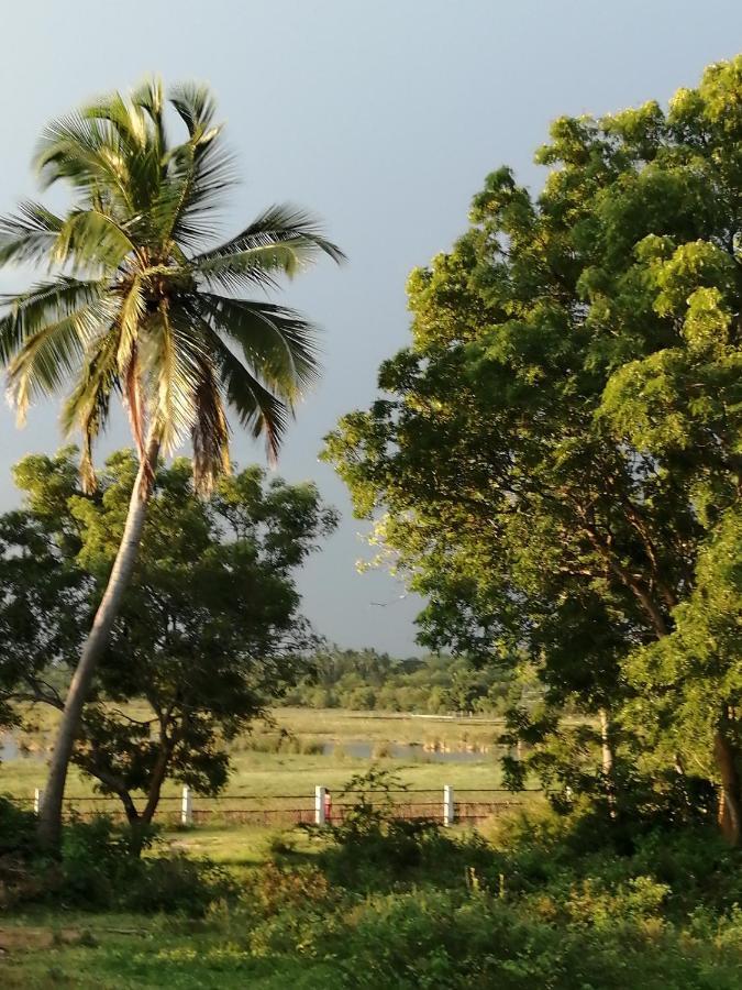 Giri Villa Tangalle Esterno foto