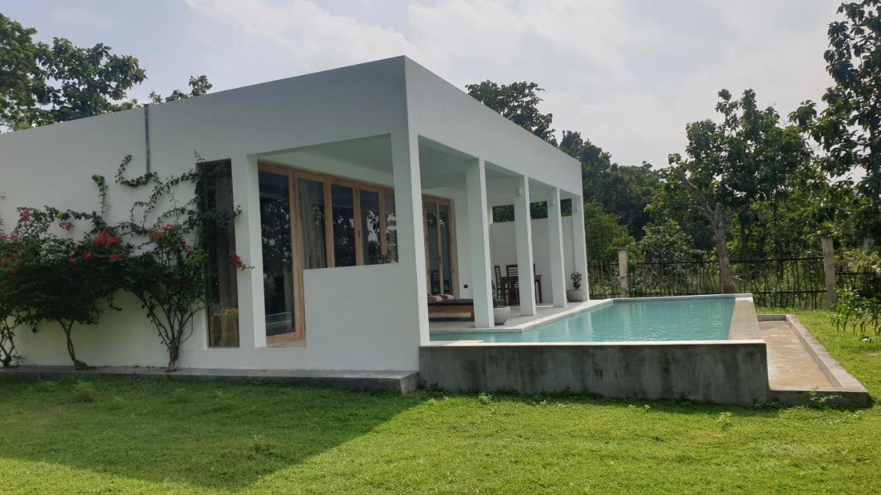 Giri Villa Tangalle Esterno foto