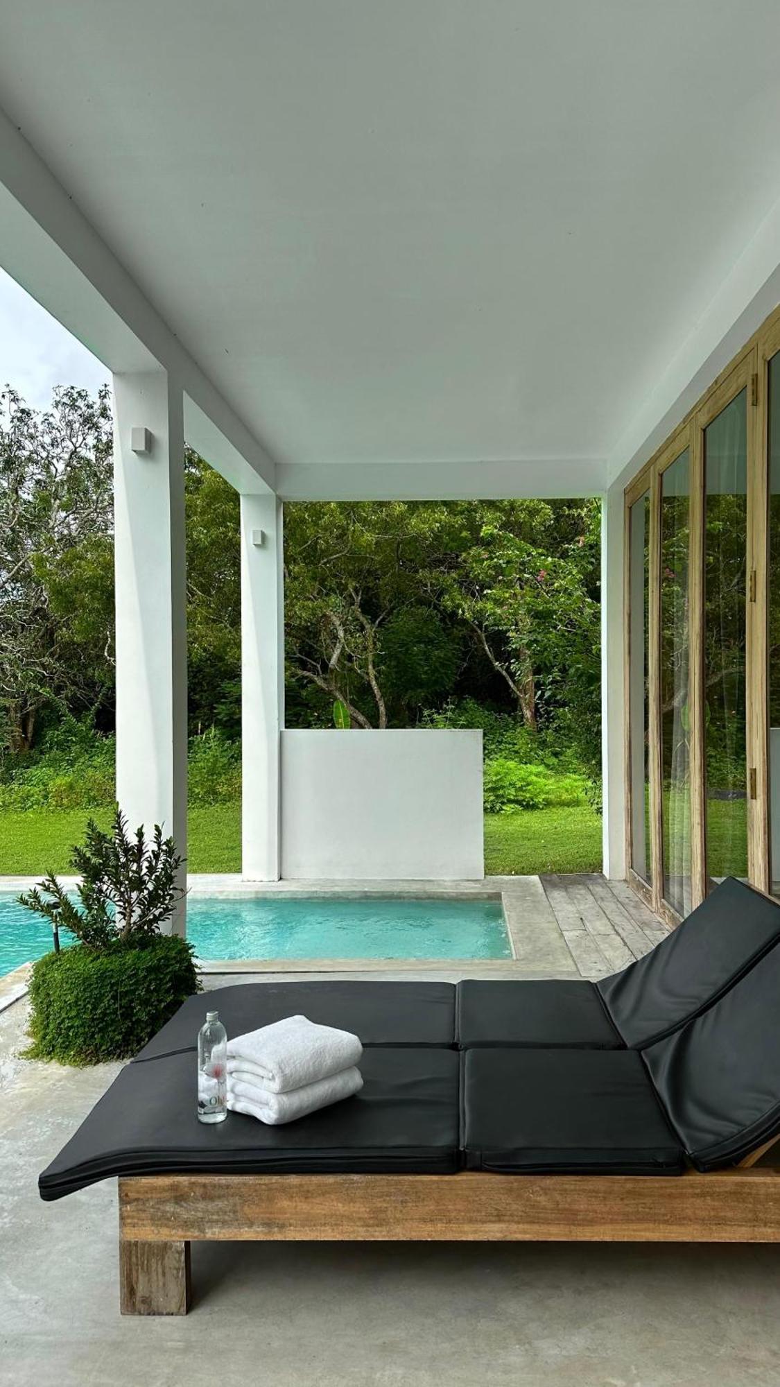 Giri Villa Tangalle Esterno foto