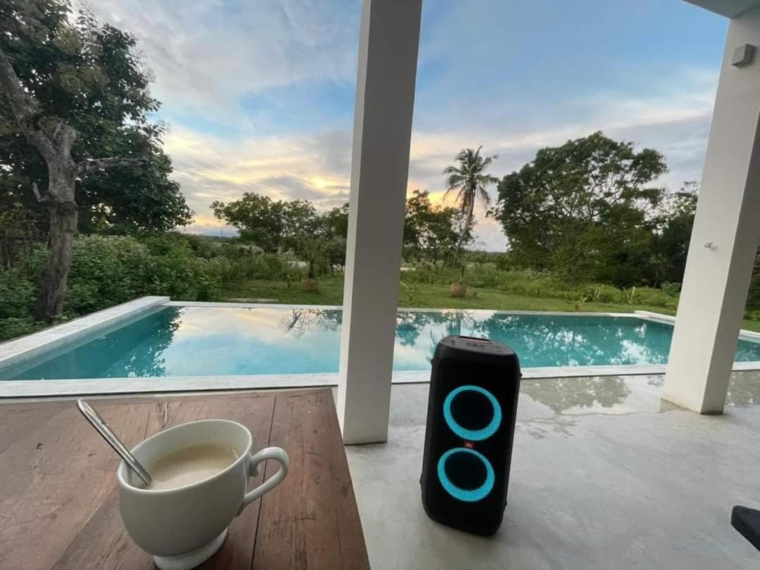 Giri Villa Tangalle Esterno foto